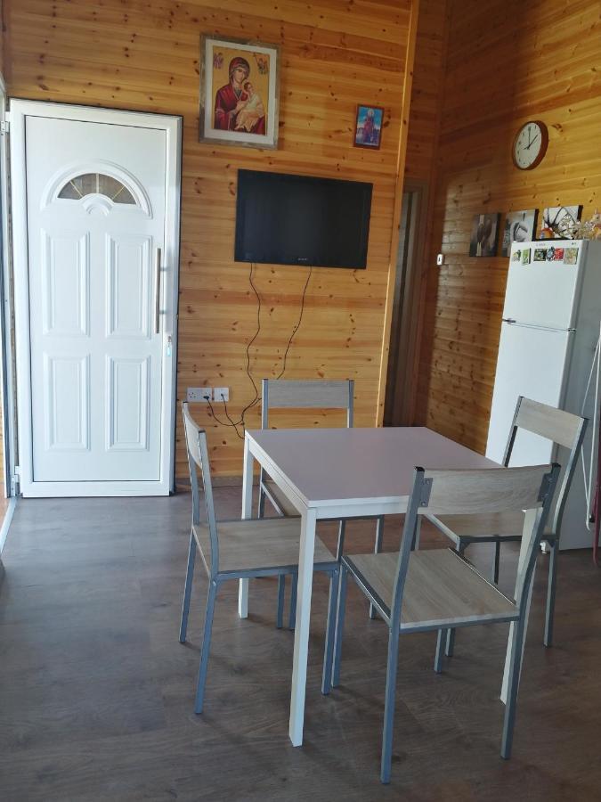 Wooden Apartment , Agia Marina Chrysochous Kato Yialia Zewnętrze zdjęcie
